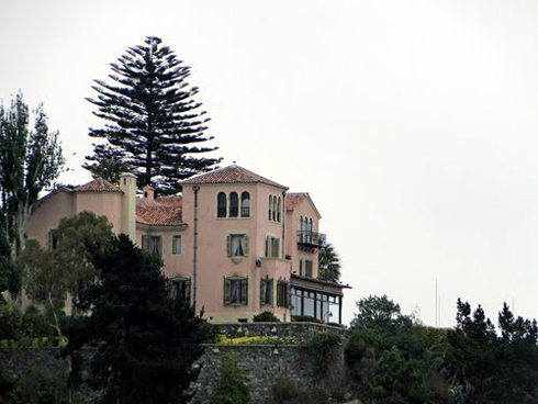 Palacio Presidencial Cerro Castillo - Tour Valparaiso y Viña del Mar